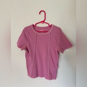 Hollister Women's Pink Baby Tee